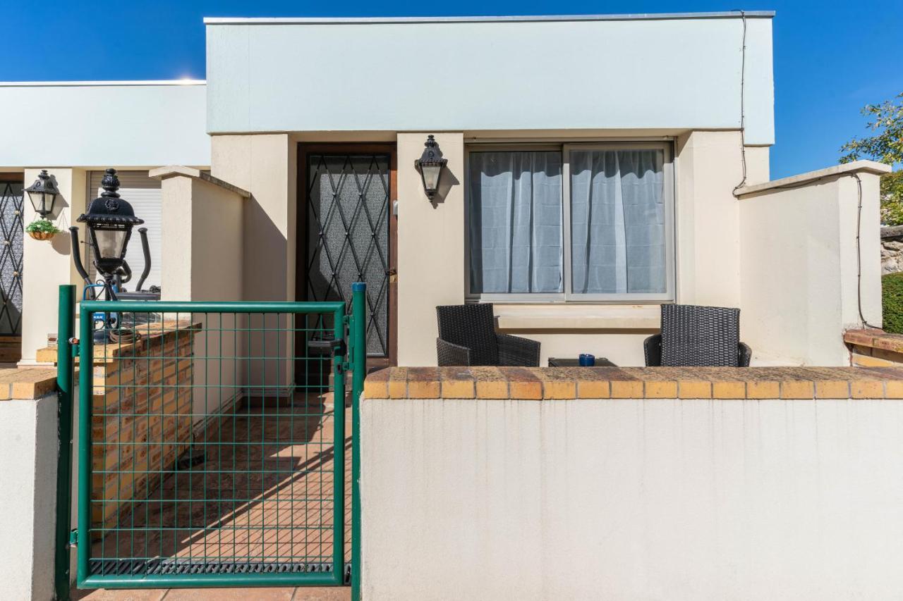 Appart'Hotel Nuiteejour Versailles Saint Cyr L'Ecole Εξωτερικό φωτογραφία