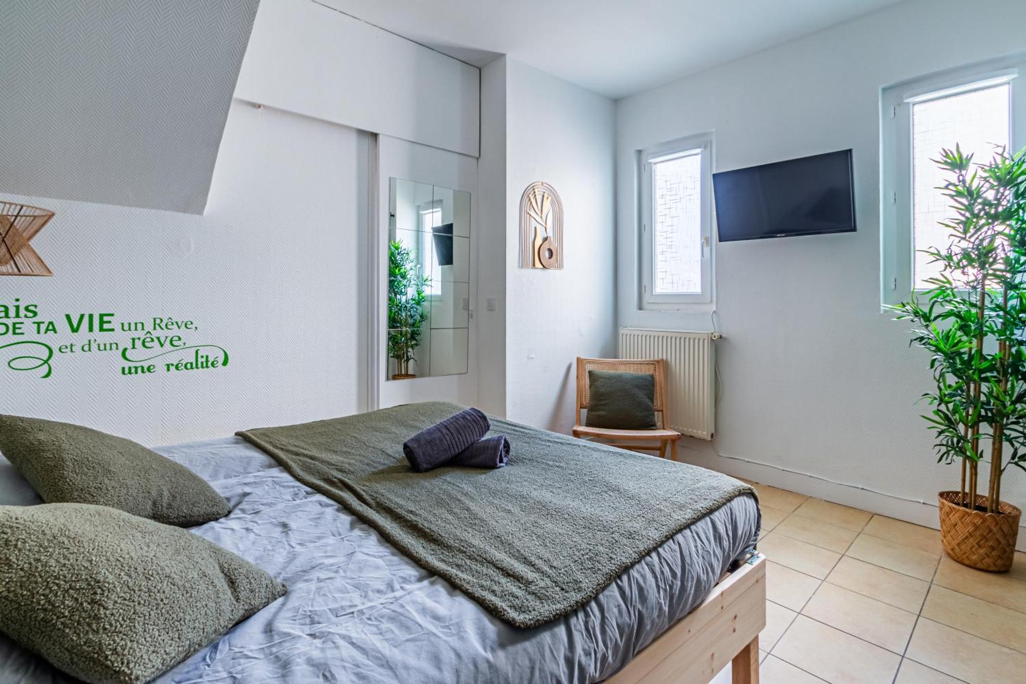 Appart'Hotel Nuiteejour Versailles Saint Cyr L'Ecole Εξωτερικό φωτογραφία