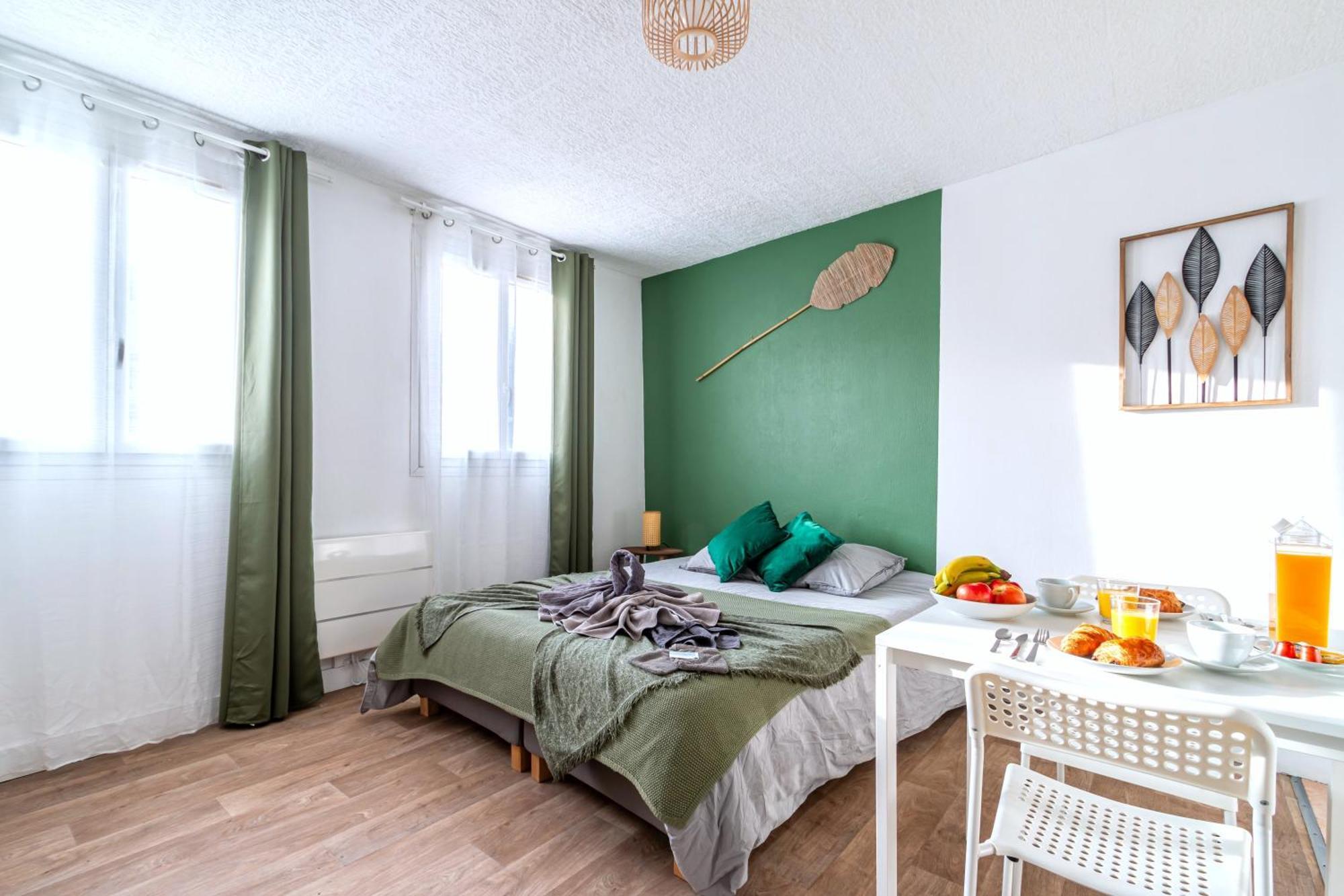 Appart'Hotel Nuiteejour Versailles Saint Cyr L'Ecole Εξωτερικό φωτογραφία