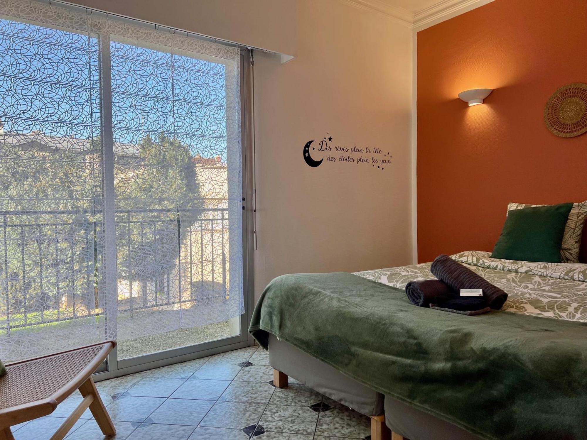 Appart'Hotel Nuiteejour Versailles Saint Cyr L'Ecole Εξωτερικό φωτογραφία